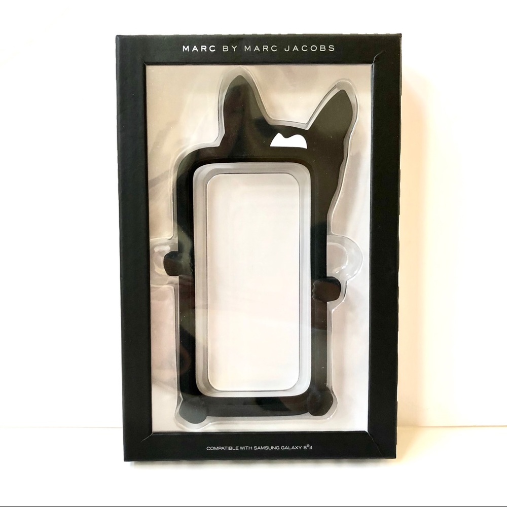 NWT MARC BY MARC JACOBS Phone Case - Picture 1 of 7